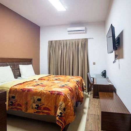 Wakola Hotel Cheikh Anta Dakar Luaran gambar