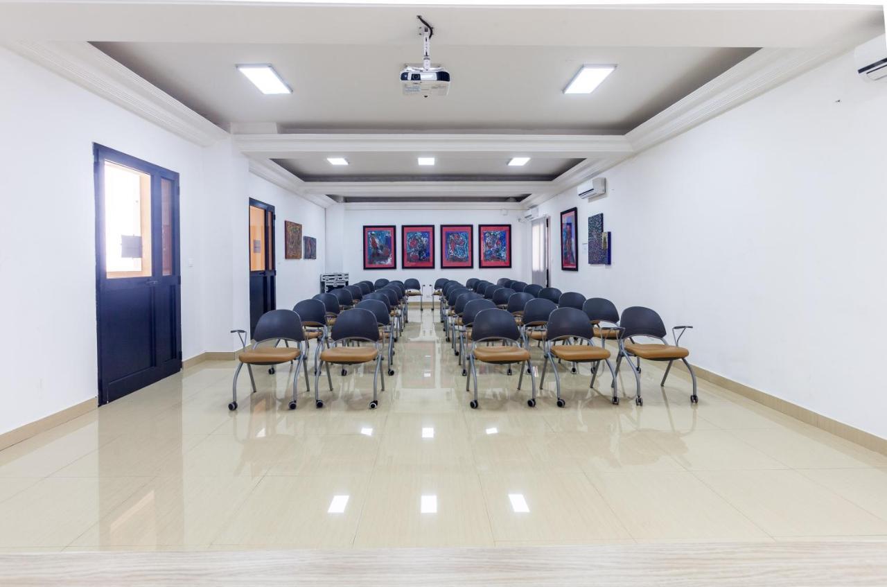 Wakola Hotel Cheikh Anta Dakar Luaran gambar