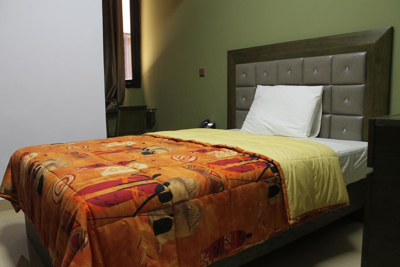 Wakola Hotel Cheikh Anta Dakar Luaran gambar