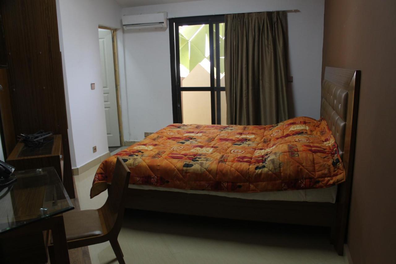 Wakola Hotel Cheikh Anta Dakar Luaran gambar